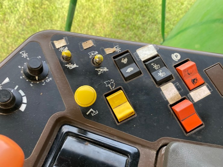 john-deere-9400-image-81