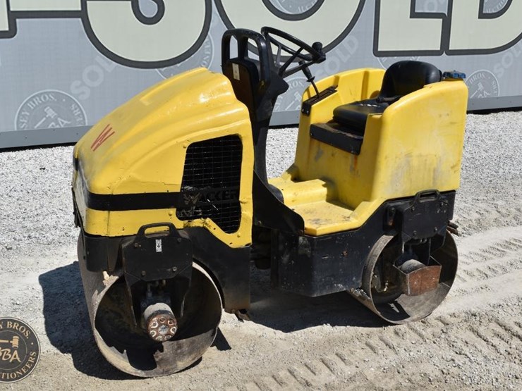 wacker-neuson-rd12-image-1