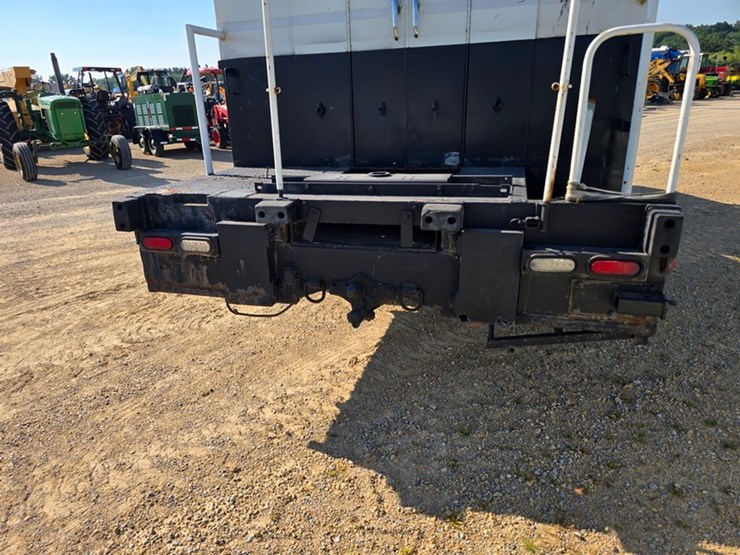 2008-international-durastar-4300-image-5