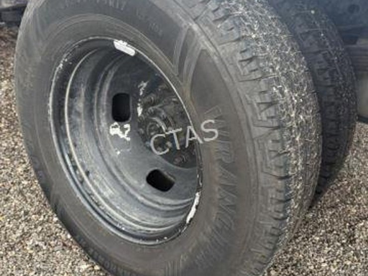 2016-ford-f350-xl-image-17