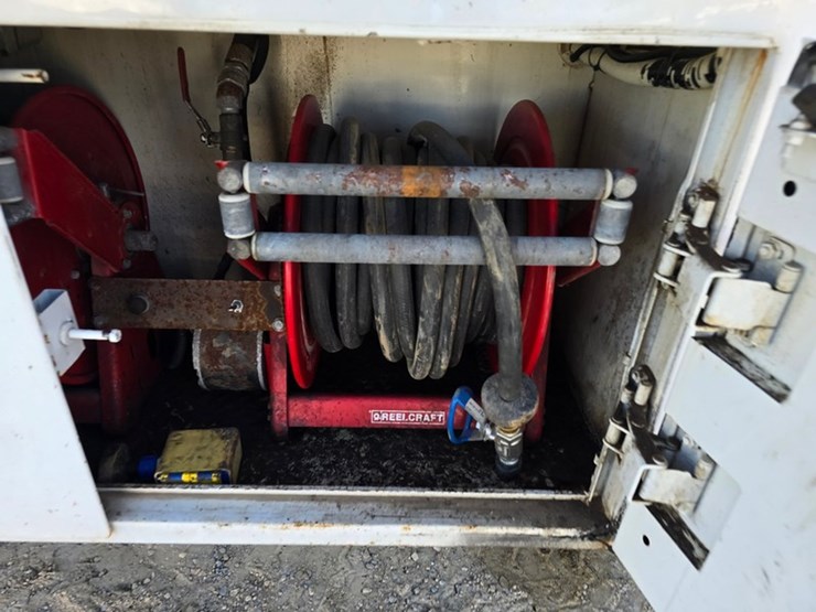 2008-international-durastar-4300-image-13
