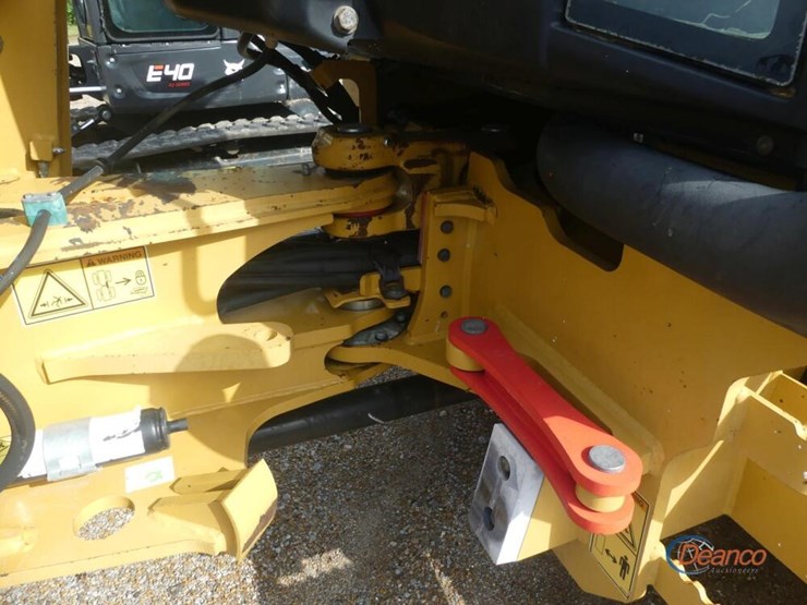 2014-caterpillar-908h2-image-5