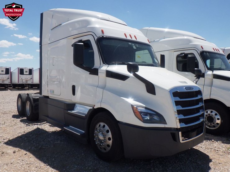 2020-freightliner-cascadia-116-image-3