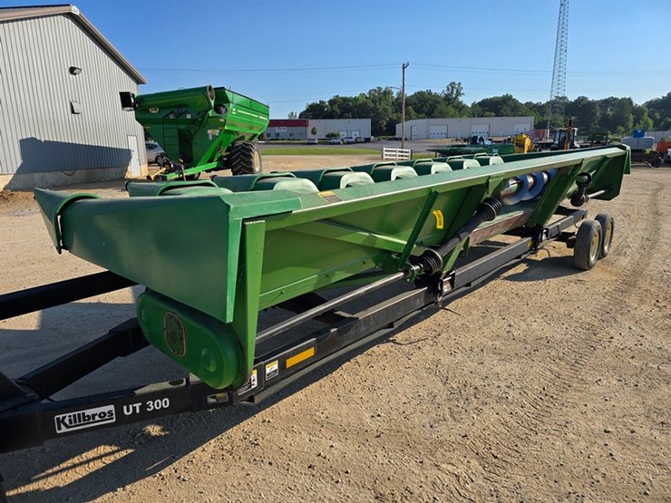 john-deere-8-image-3