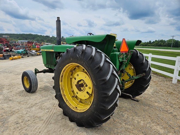 john-deere-4320-image-3