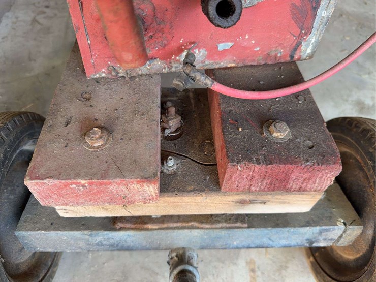 sandwich-1-1/2-hp-engine-image-12