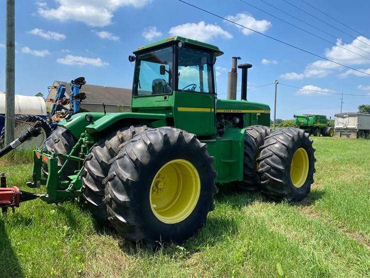john-deere-8430-image-4