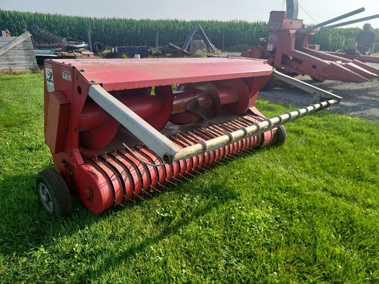 gehl-1065-tandem-axle-forage-chopper-w/2-heads---nice-image-54