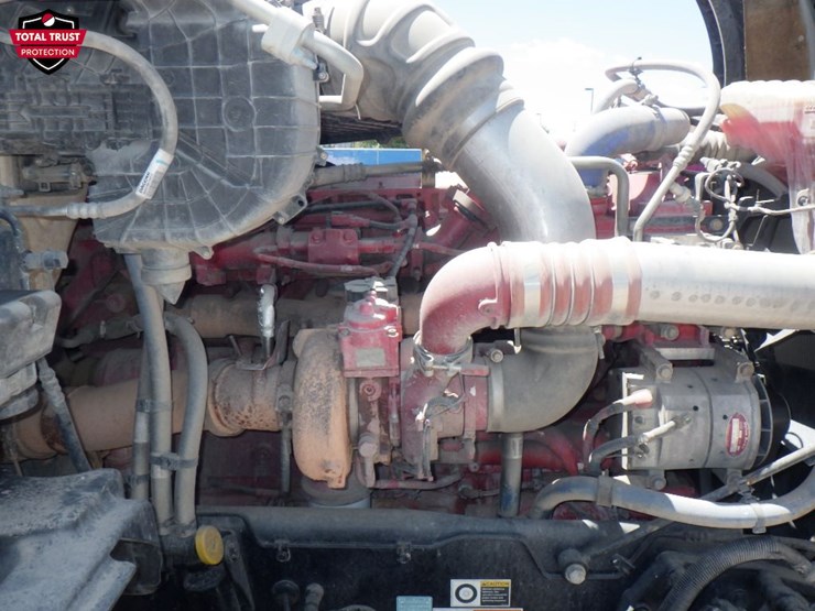 2023-kenworth-t880-image-25