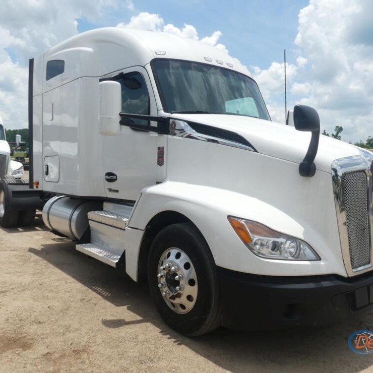 2022 KENWORTH T680