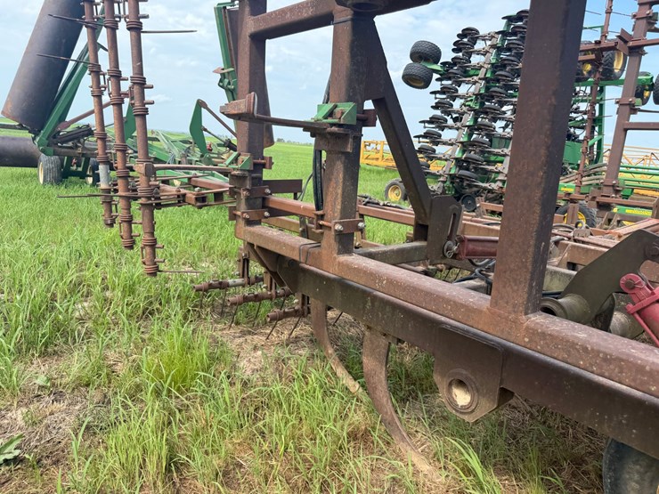 #51911-•-30'-chisel-plow-inv#51911-image-64