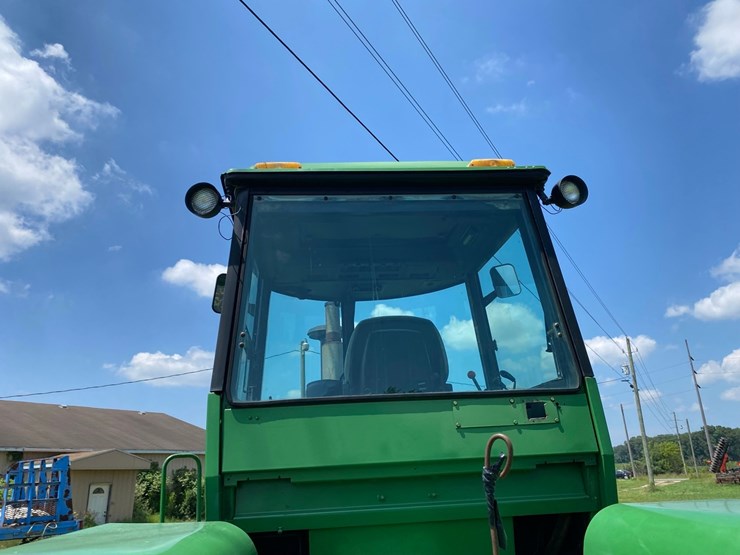 john-deere-8430-image-33