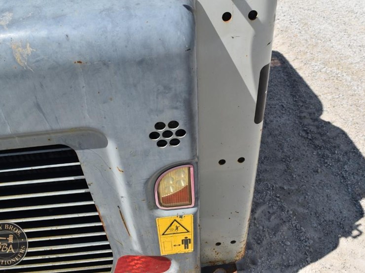takeuchi-tl10v2-image-52