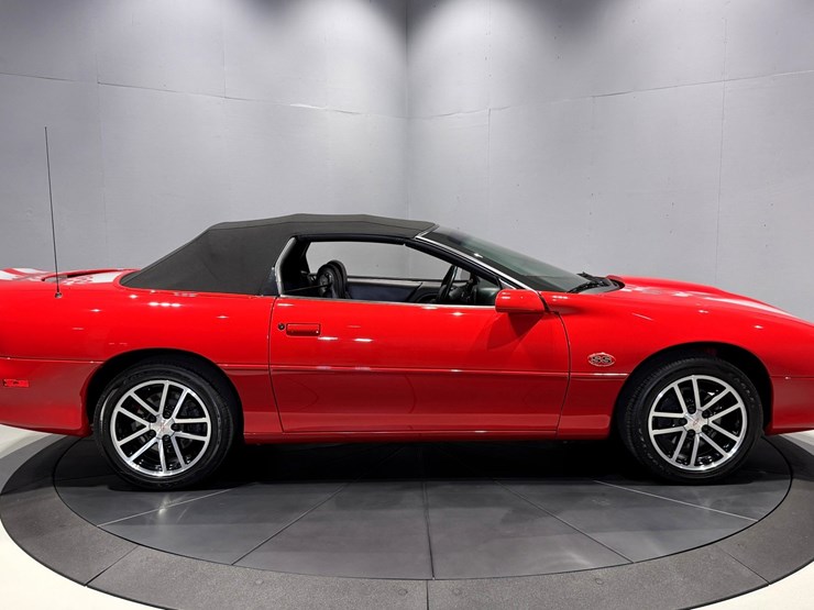 #1517-•-2002-chevrolet-camaro-ss-image-46