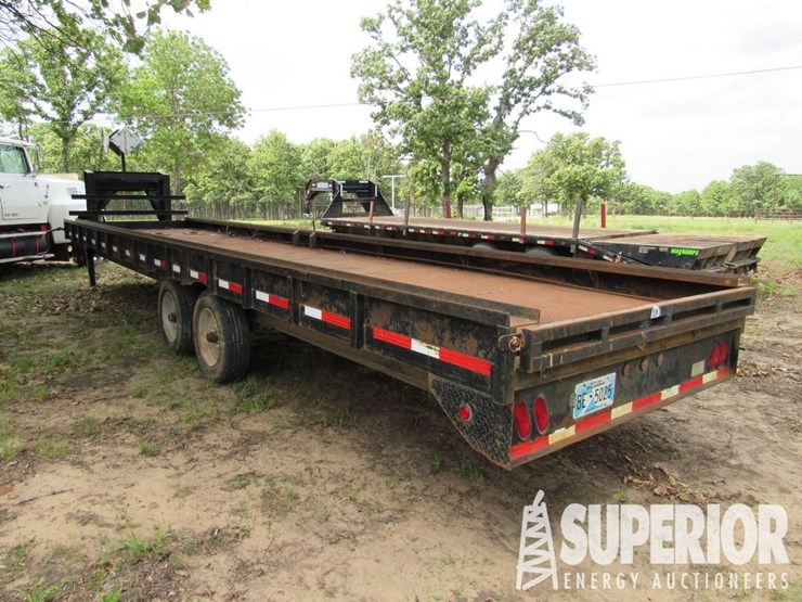 (x)-2015-buck-dandy-38'oal-t/a-gooseneck-utility-trailer-image-3