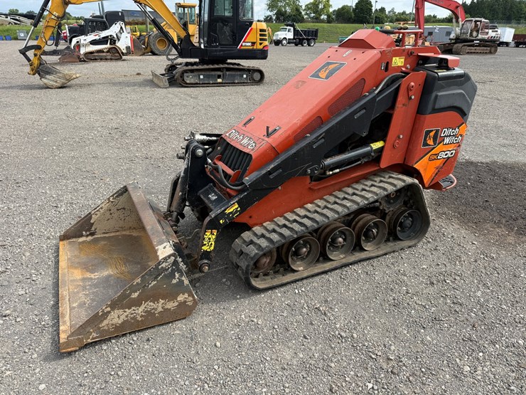 ditch-witch-sk800-image-1