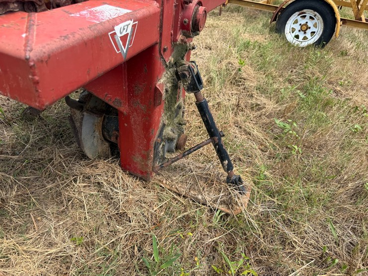 #51941-•-uft-370-pto-ditcher-7670-inv#51941-image-8