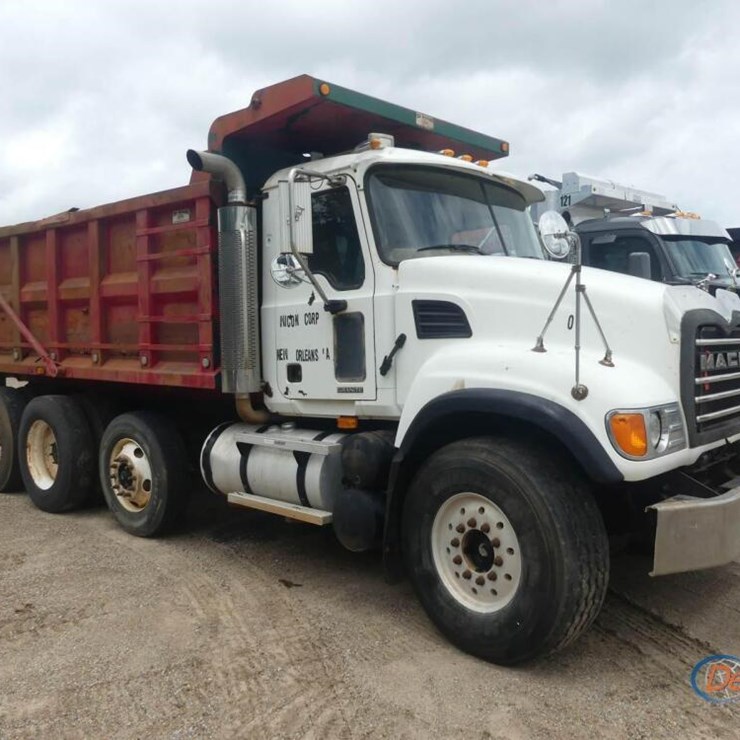 2006 MACK GRANITE CV713