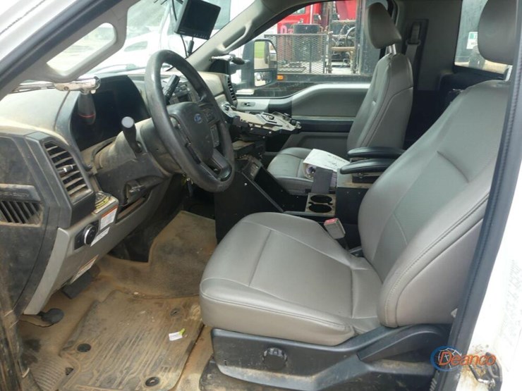 2018-ford-f550-image-10