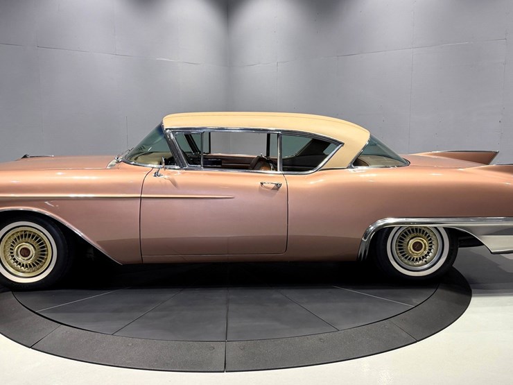 #1513-•-1957-cadillac-eldorado-image-43