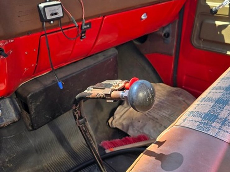 gmc-sierra-6500-image-22