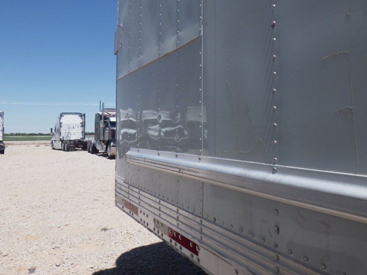 2019-utility-3000r-image-16