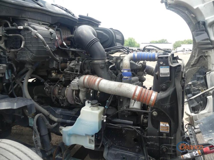 2022-kenworth-t680-image-11