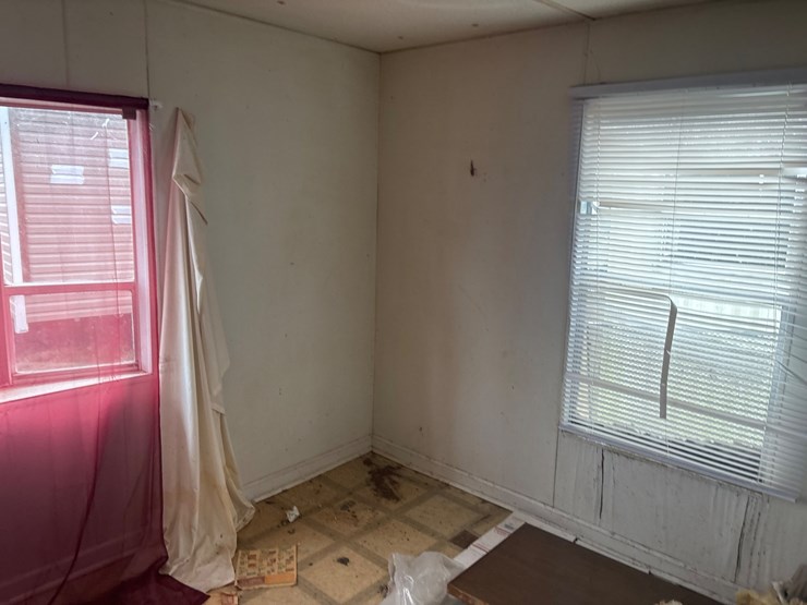 #302-•-mobile-home-image-22