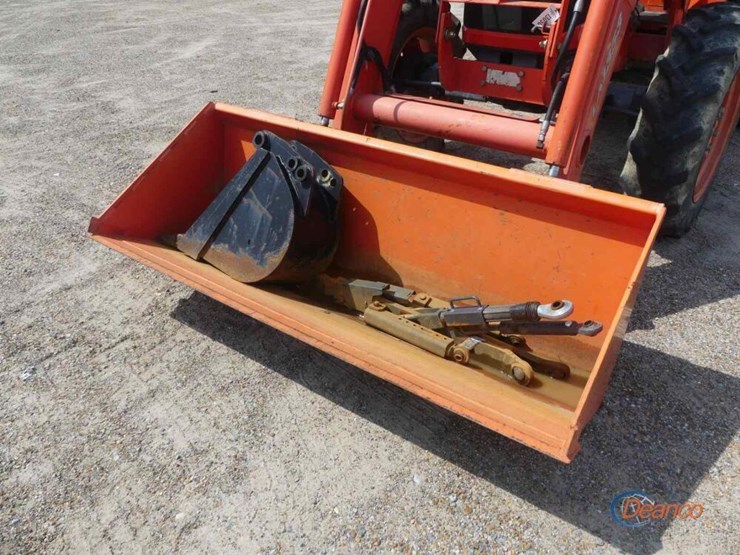 kubota-m8540-image-9