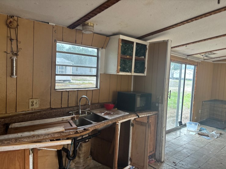#301-•-mobile-home-image-28