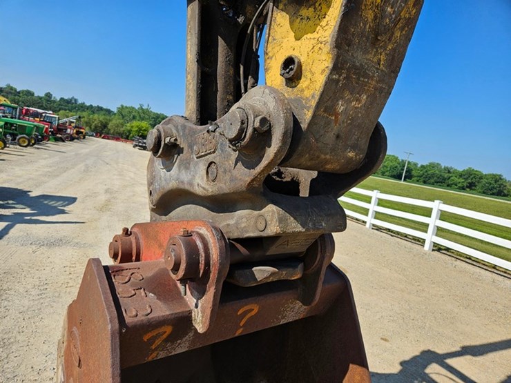2006-komatsu-pc300-lc-image-12