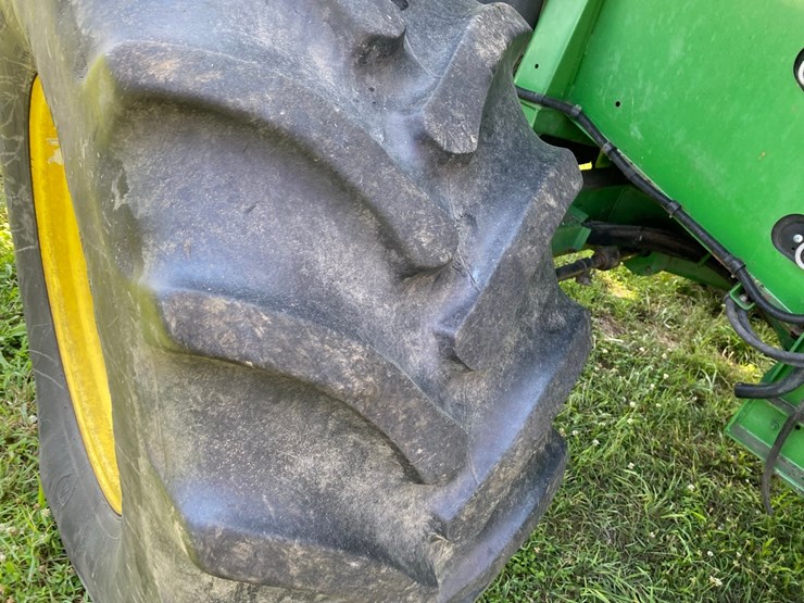 john-deere-9670-combine-4x4-image-109