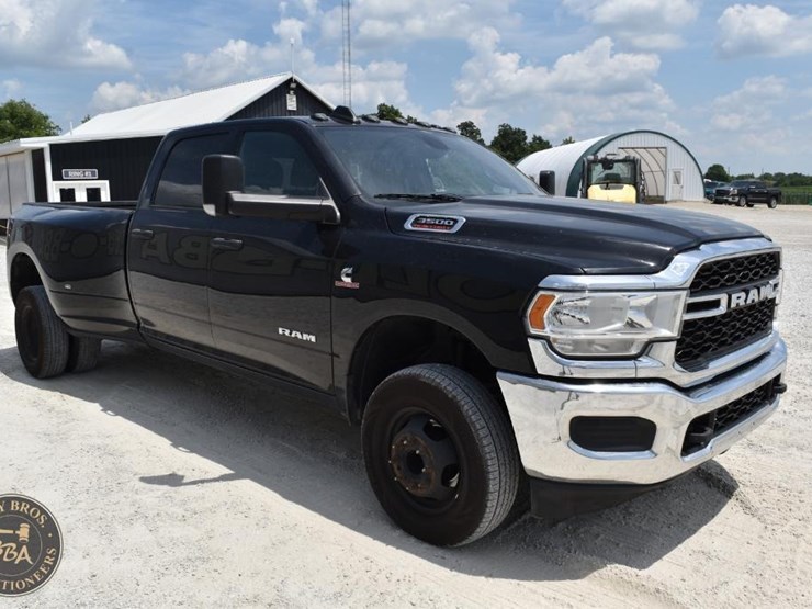 2022-ram-3500-hd-image-7