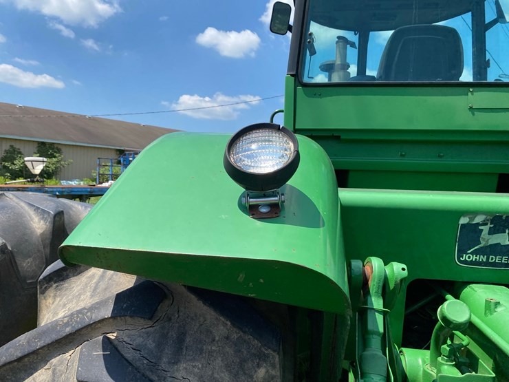 john-deere-8430-image-34