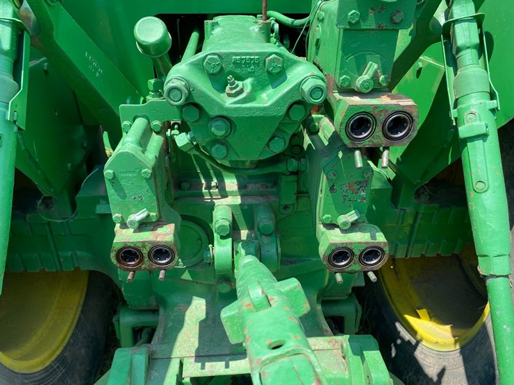 john-deere-8430-image-31