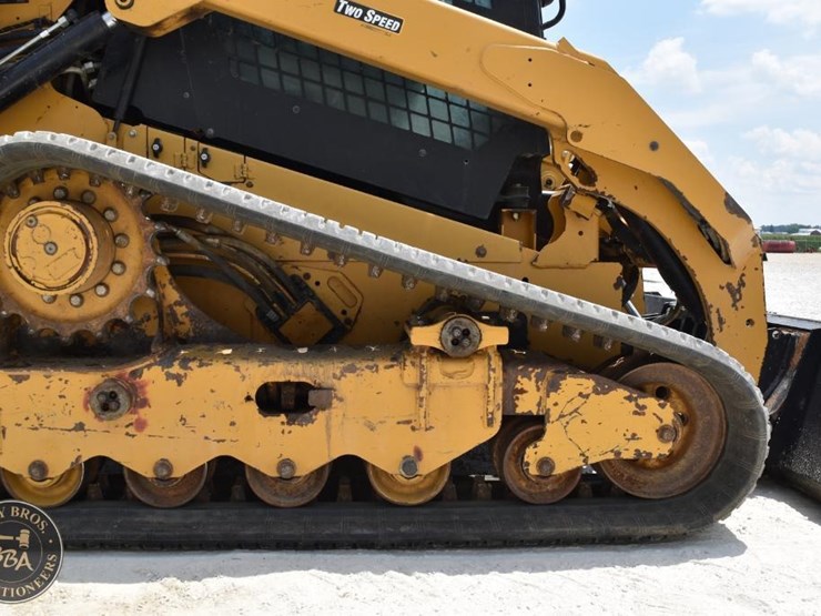 2019-caterpillar-299d3-image-34
