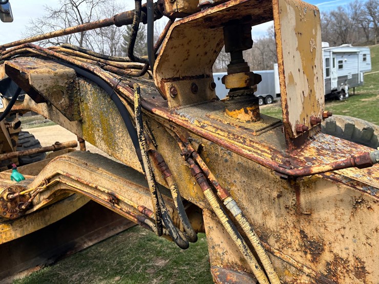 caterpillar-d3c-xl-image-55