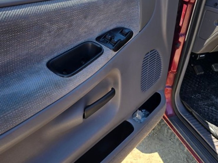 1996-dodge-ram-2500-image-17