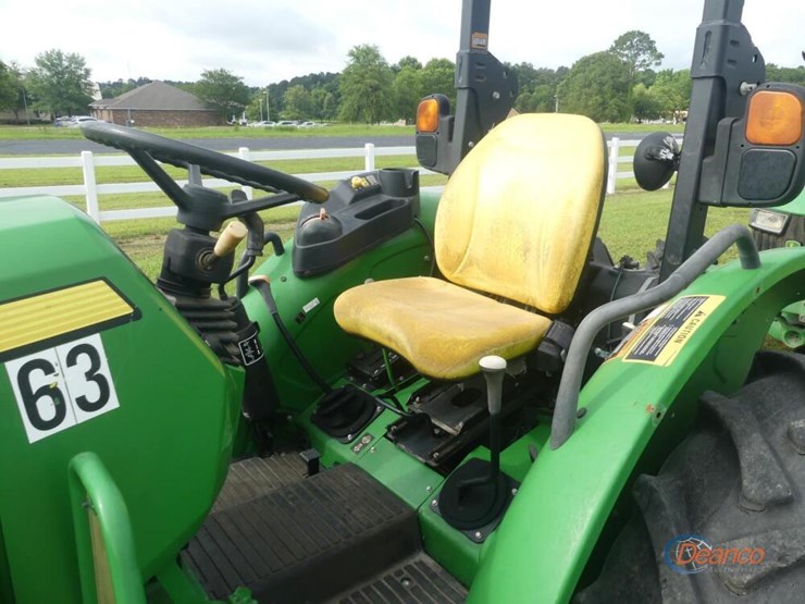 2021-john-deere-5075e-image-10