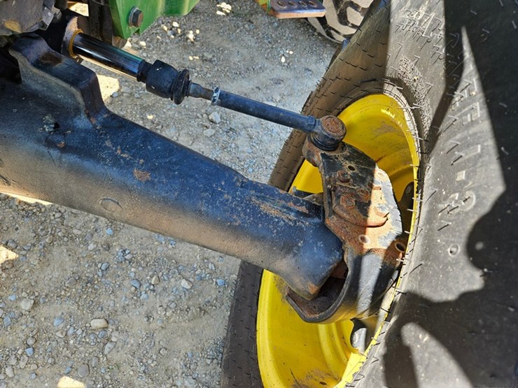 john-deere-5205-image-41