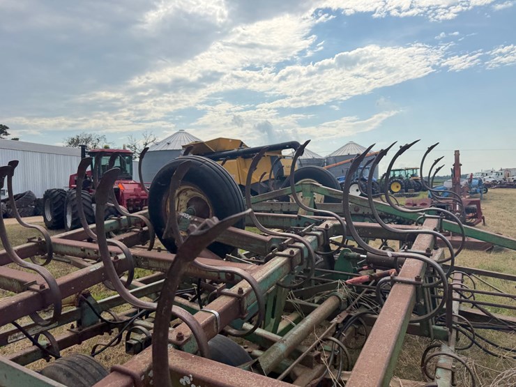 john-deere-1010-image-44