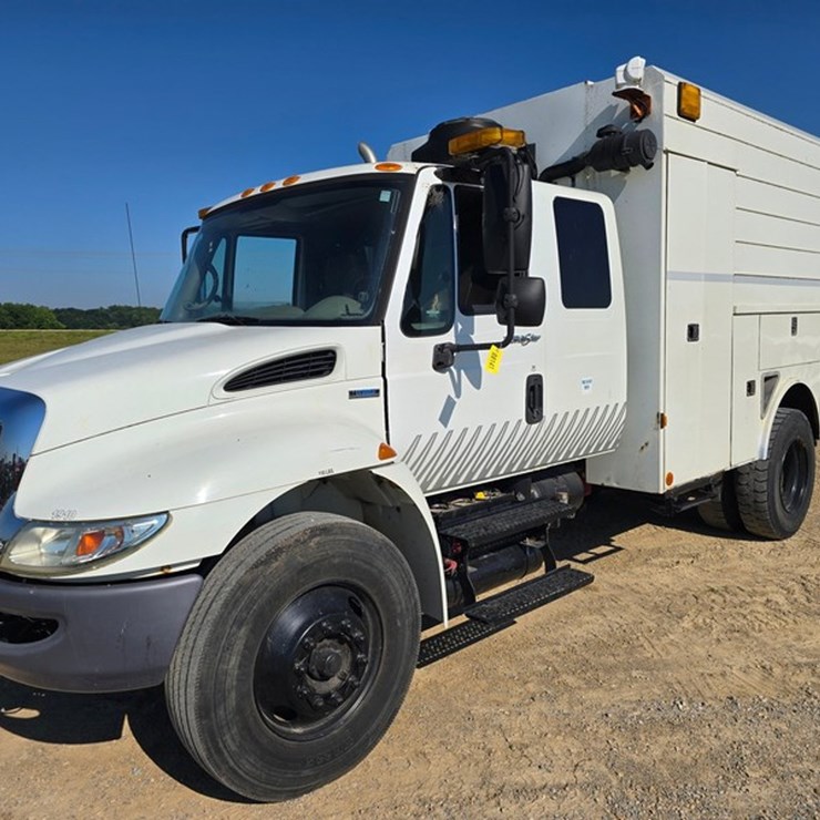 2008 INTERNATIONAL DURASTAR 4300