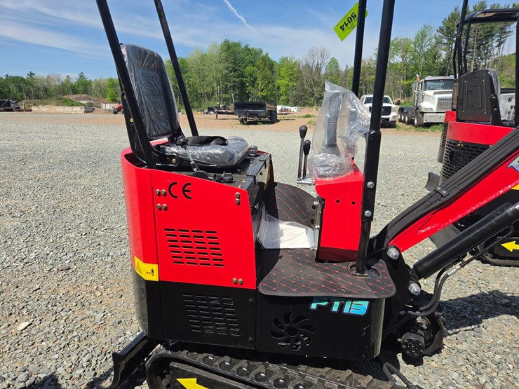 #5014-•-unused-future-ft13-mini-excavator-image-16