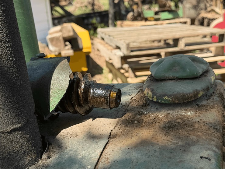 john-deere-b-image-14