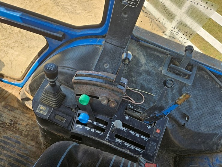 ford-8630-image-28
