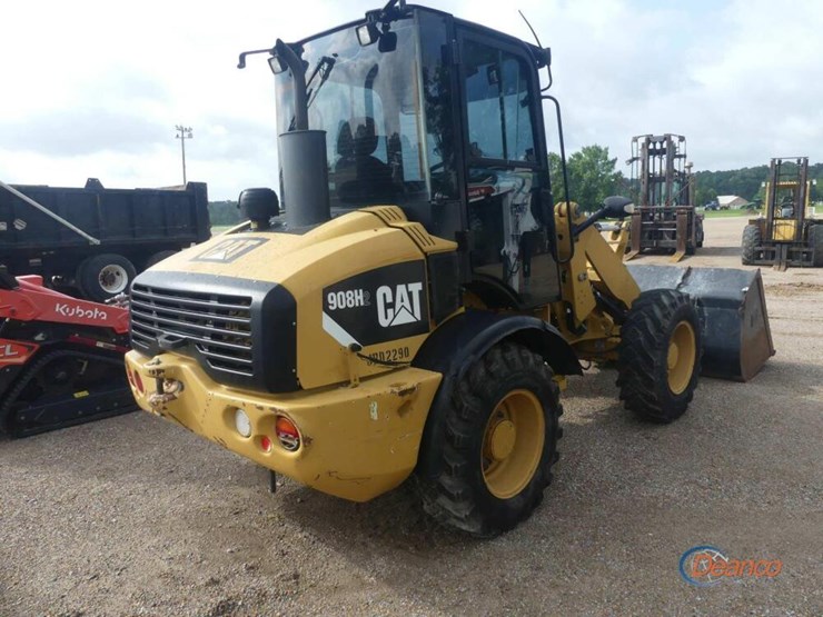 2014-caterpillar-908h2-image-2