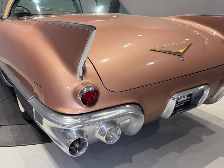#1513-•-1957-cadillac-eldorado-image-35