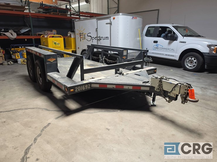 2018-jlg-triple-l-equipment-hauler-image-1