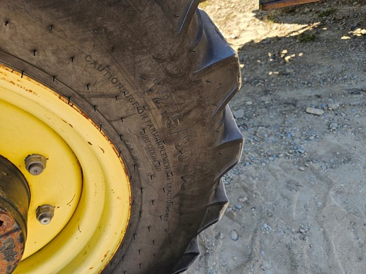 john-deere-5205-image-45
