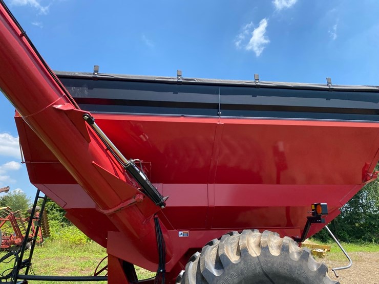 brent-678-grain-cart-image-7